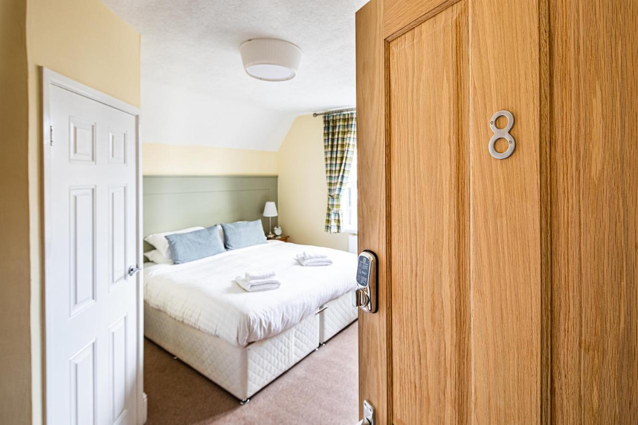 Fountains Guest House - Harrogate Stays エクステリア 写真