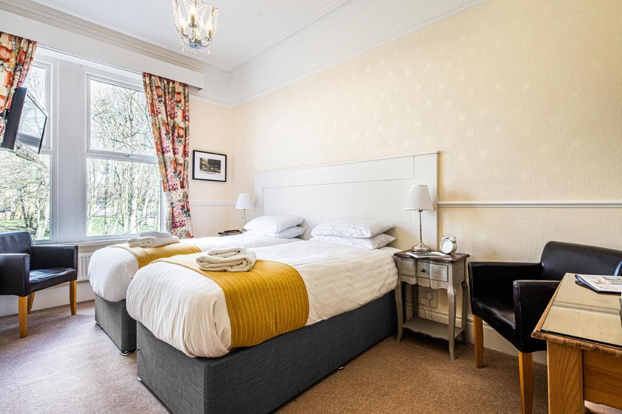 Fountains Guest House - Harrogate Stays エクステリア 写真