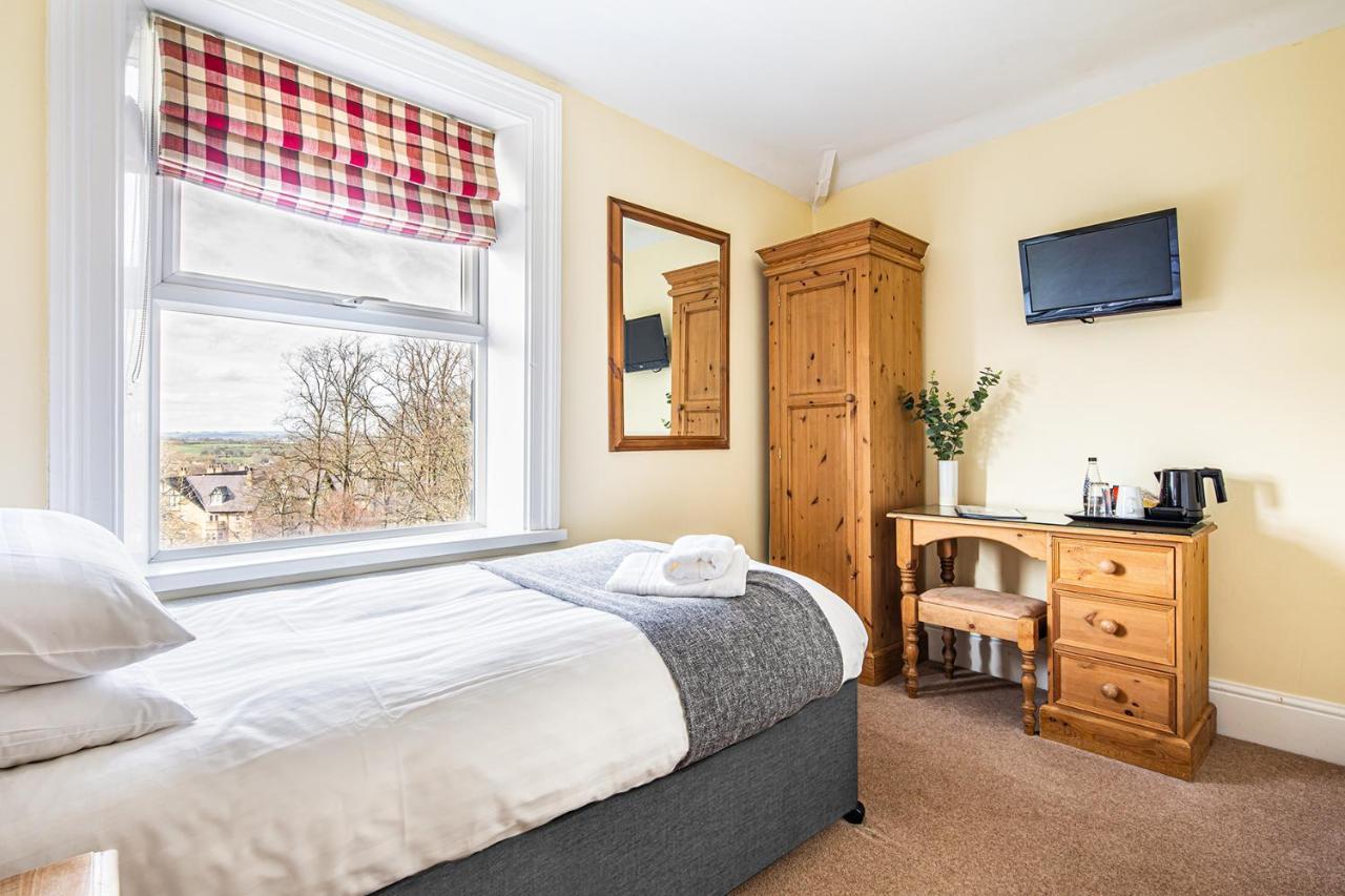 Fountains Guest House - Harrogate Stays エクステリア 写真