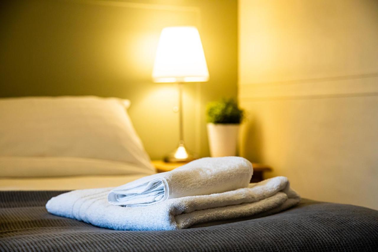 Fountains Guest House - Harrogate Stays エクステリア 写真