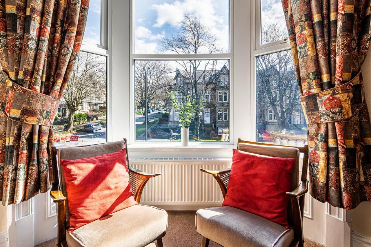 Fountains Guest House - Harrogate Stays エクステリア 写真