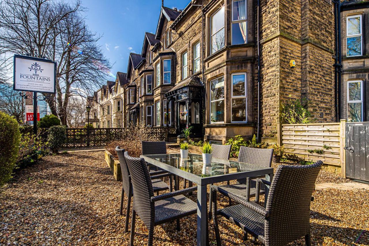 Fountains Guest House - Harrogate Stays エクステリア 写真