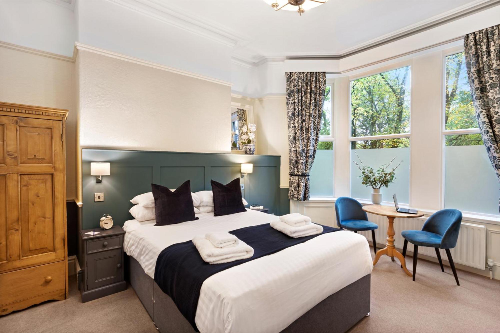 Fountains Guest House - Harrogate Stays エクステリア 写真